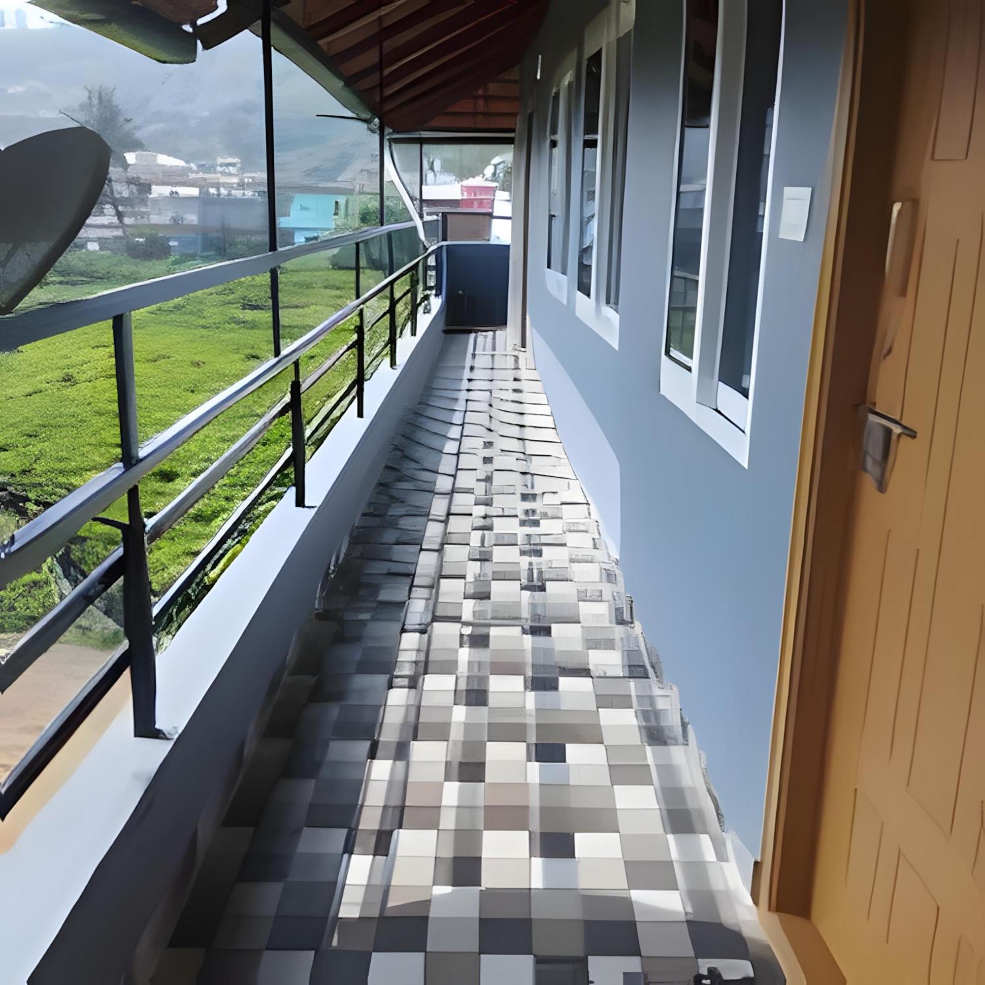 Cloudy Adobe Villa Madikeri Exterior foto