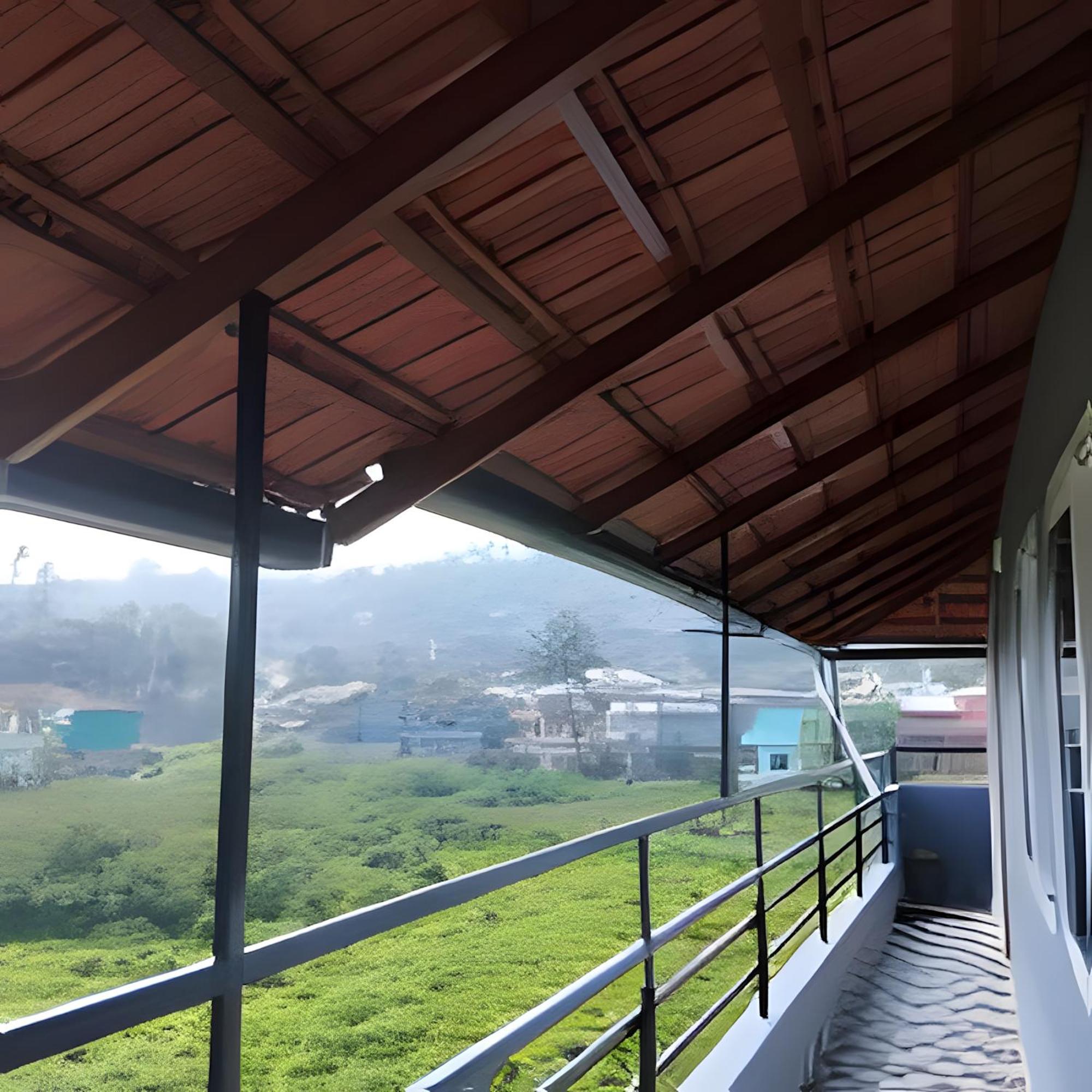 Cloudy Adobe Villa Madikeri Exterior foto